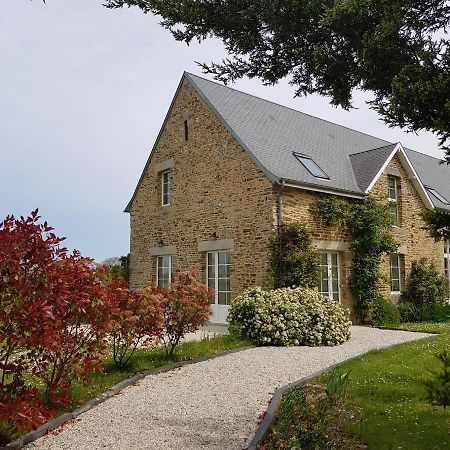 Maison Tombelaine Vains Екстериор снимка